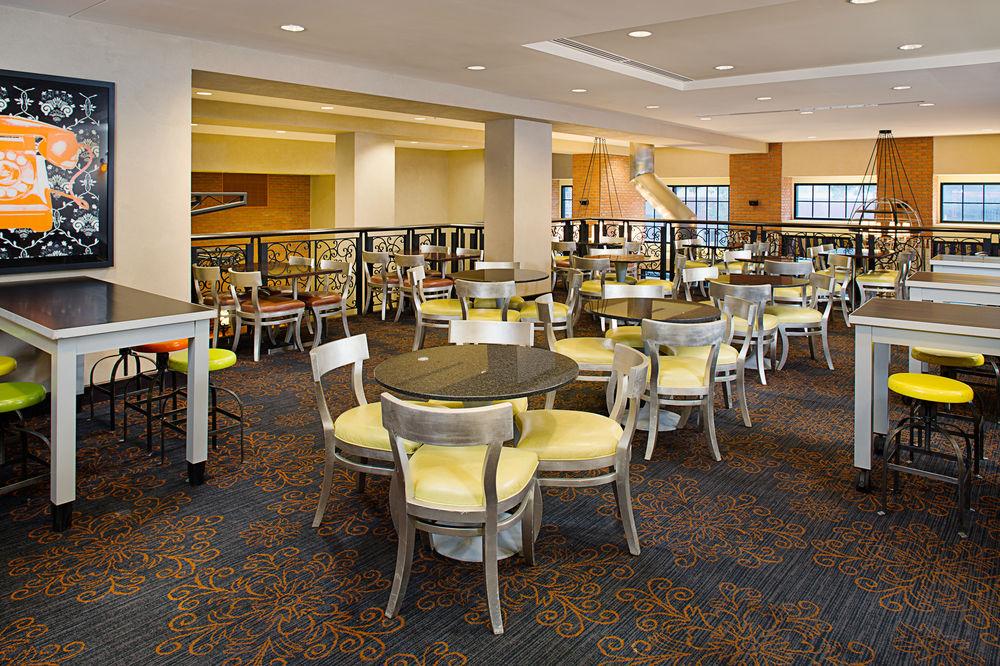 By Marriott Downtown/gaslamp Quarter San Diego