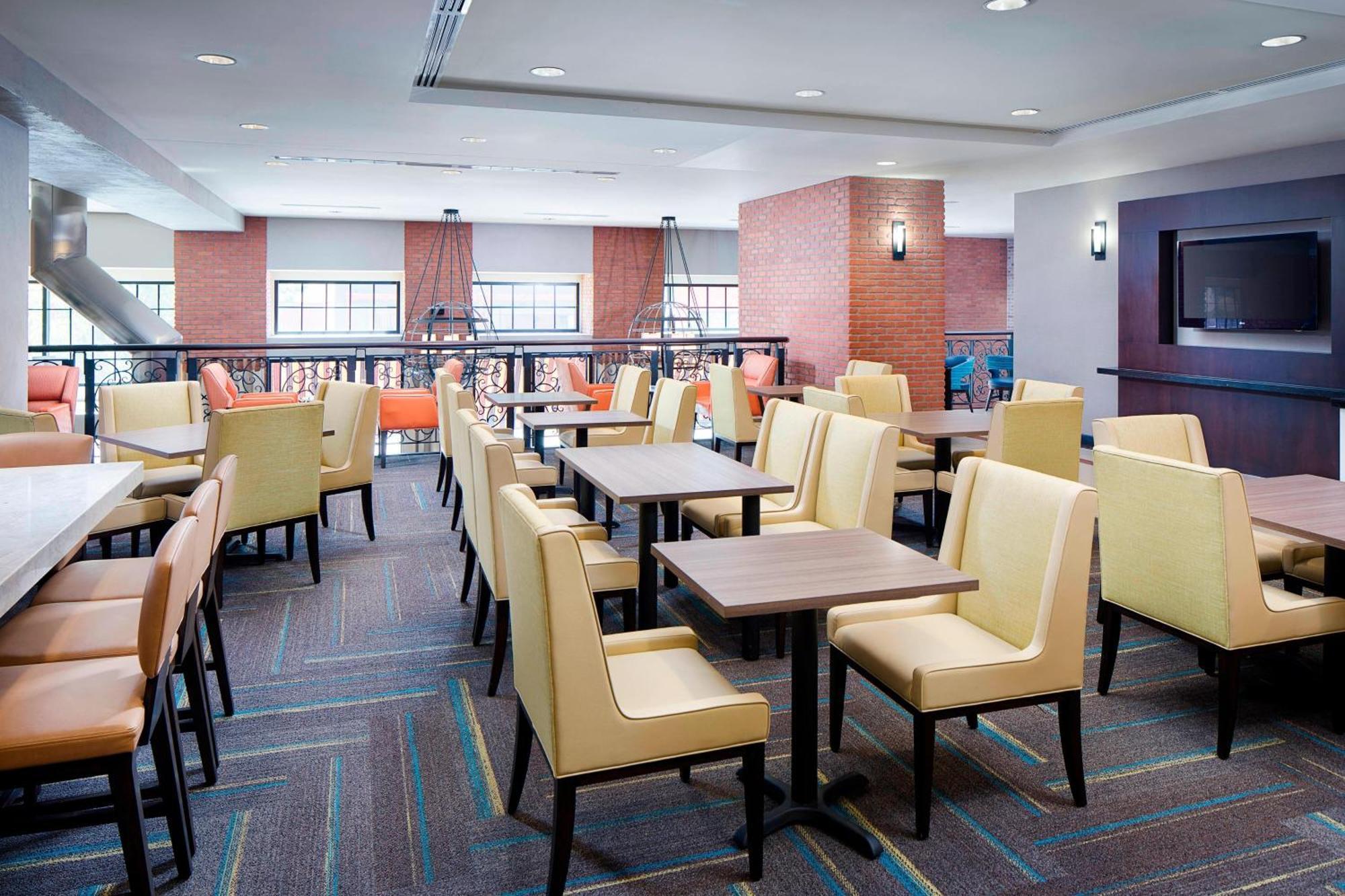 By Marriott Downtown/gaslamp Quarter 3* San Diego