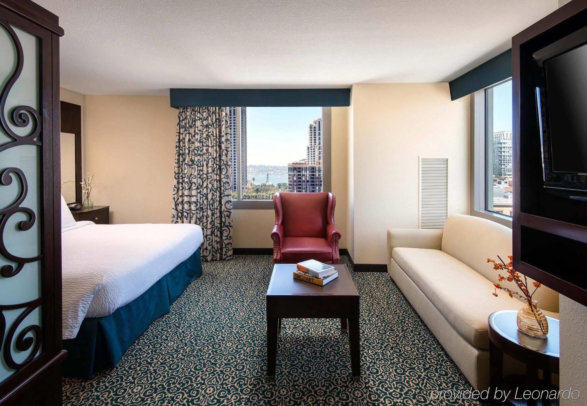 By Marriott Downtown/gaslamp Quarter Hotel
