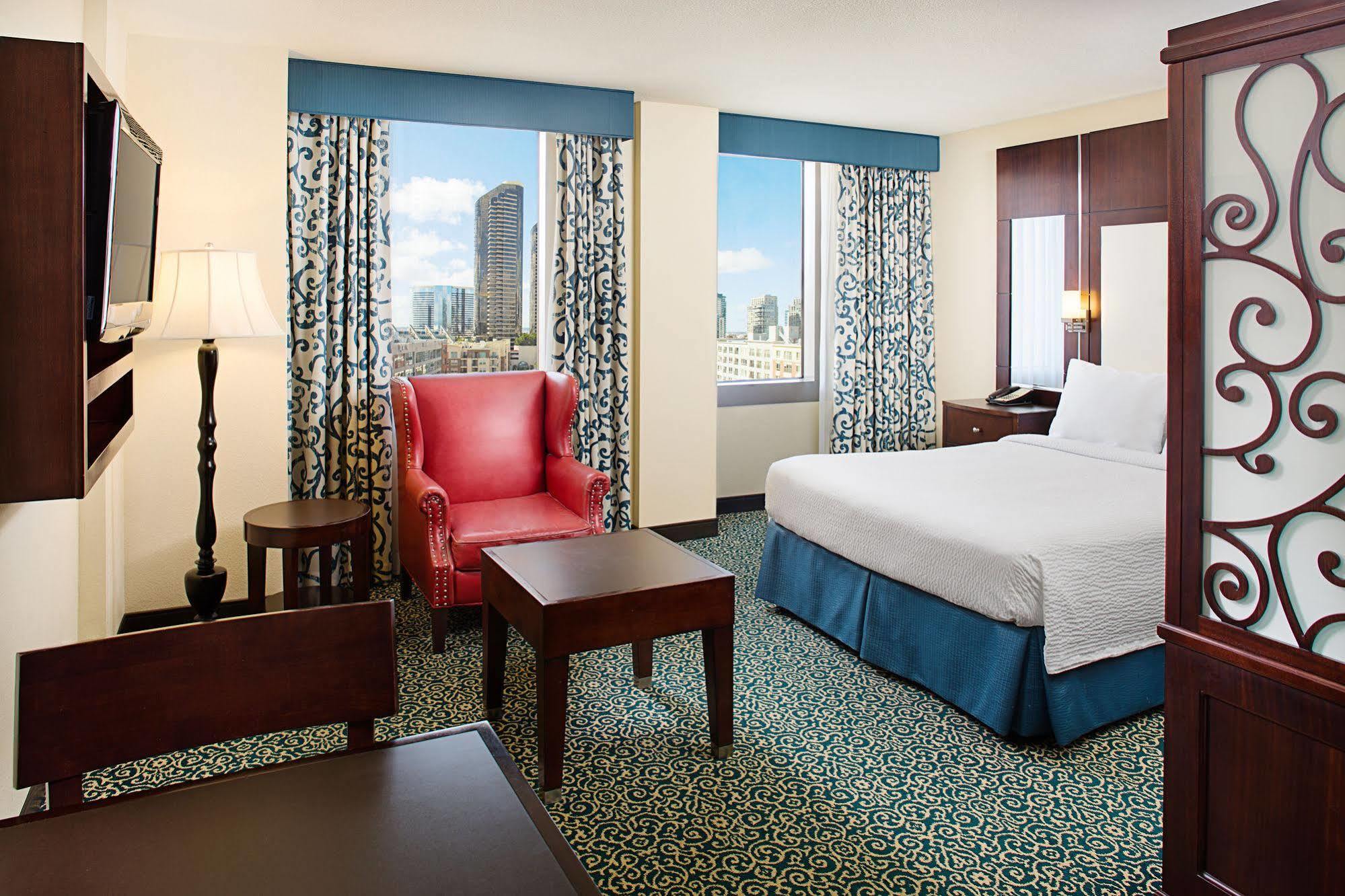 By Marriott Downtown/gaslamp Quarter 3* San Diego